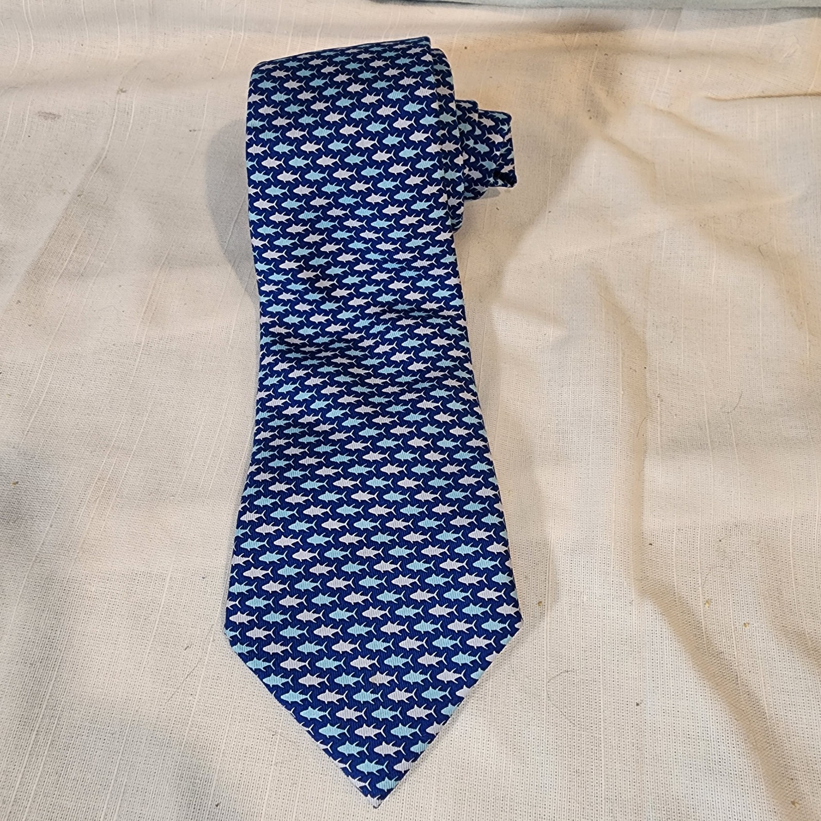 Vineyard Vines, Shep & Ian, Boy's Silk Necktie, Blue, Fish Print, USA, Nice!