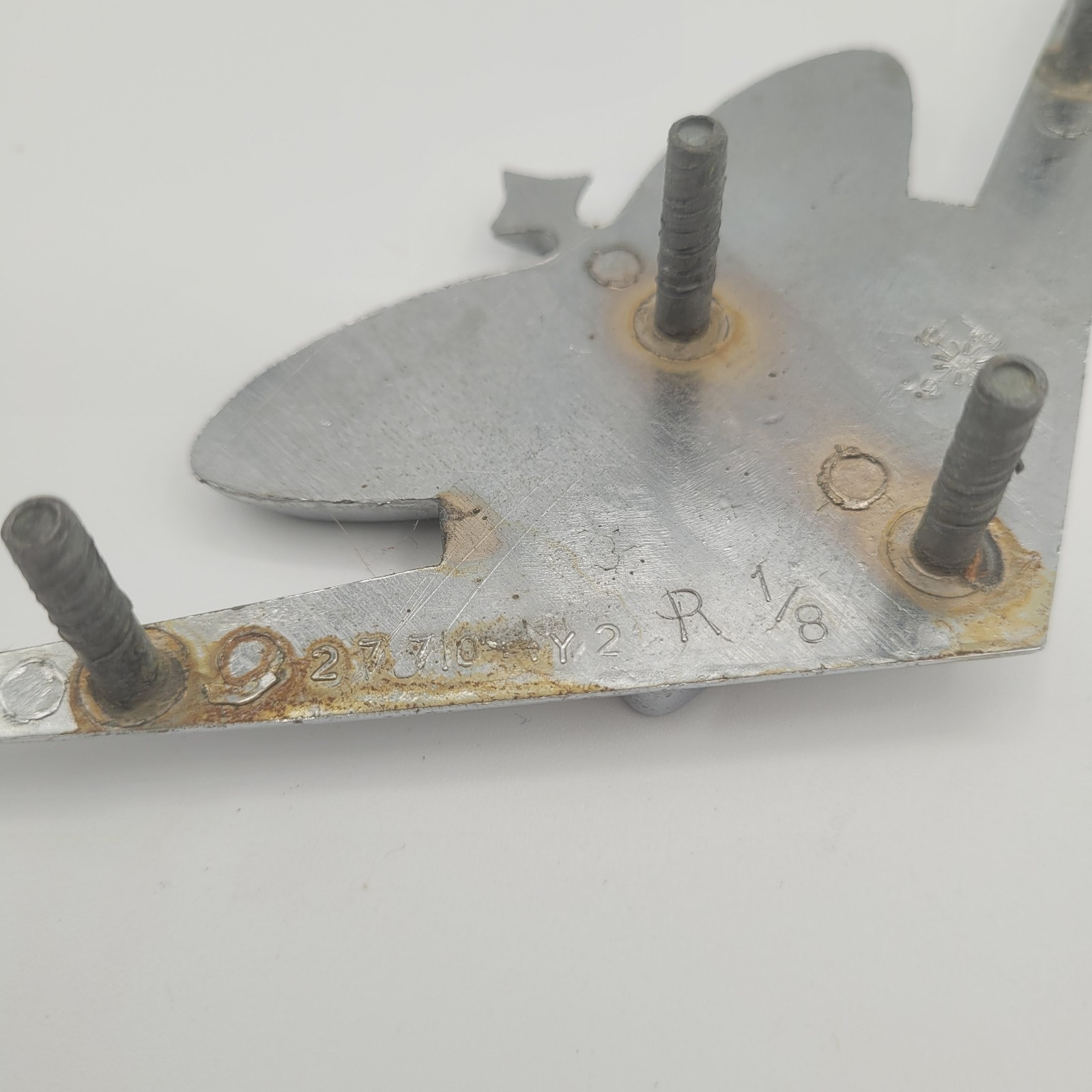 Diamond REO Emblems Vintage 1960s Badge #2770Y2 DIAMOND REO HEAVY DUTY TRUCKS