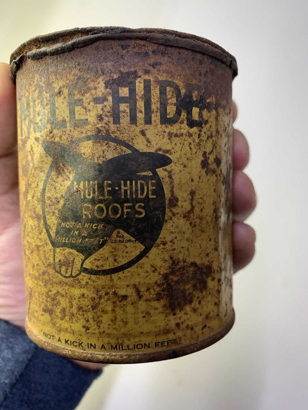 Vintage Mule-Hide Roofs plastic stay-tite cement 1 lb can, The Lehon Co, Chicago