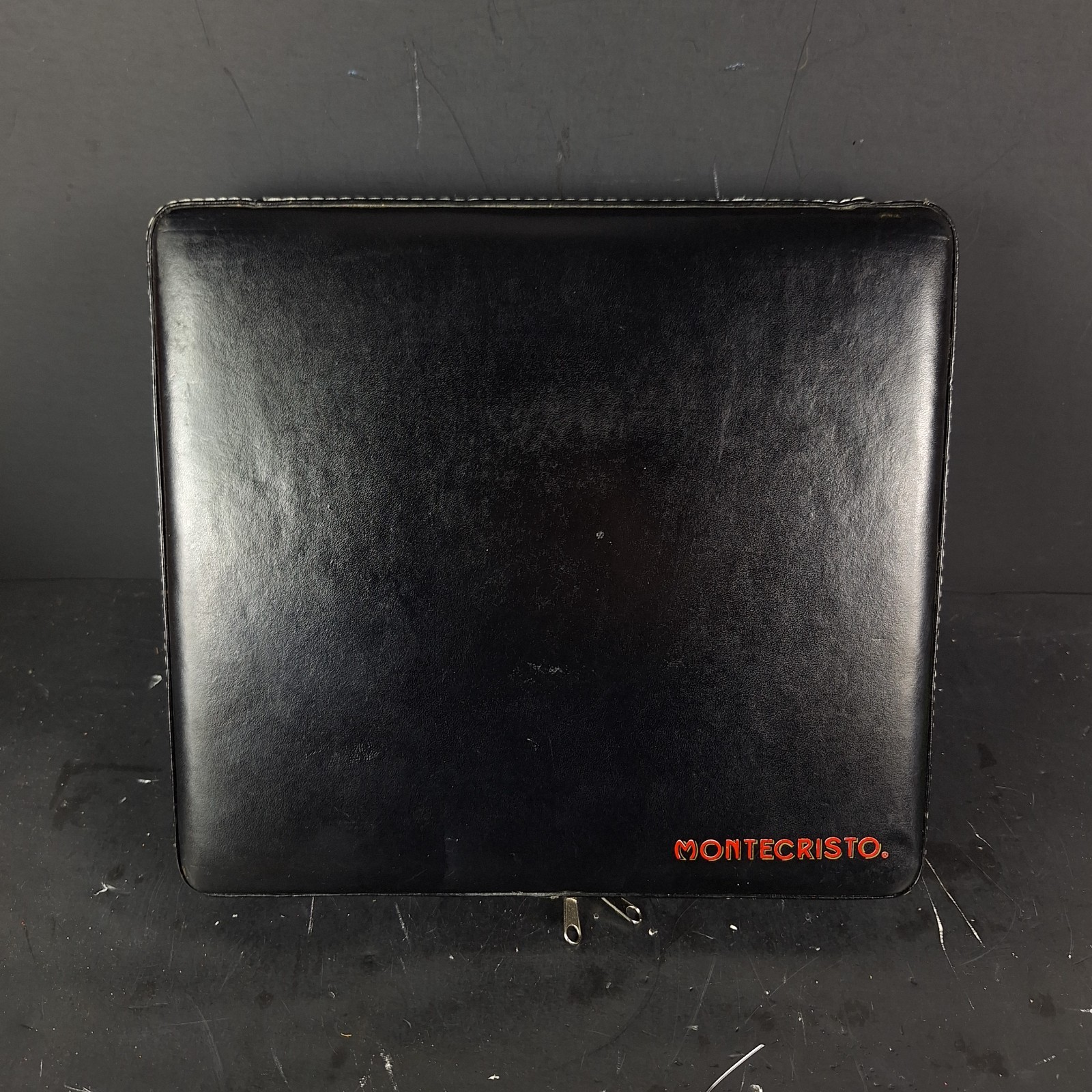 EMPTY Montecristo Leather Zippered Cedar Lined Cigar Travel Case 8.75x8"