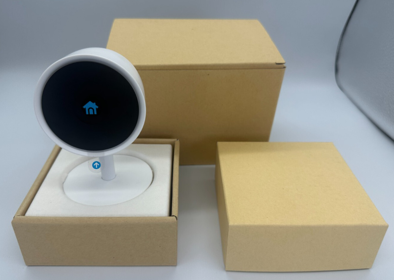 Google NEST Cam IQ Indoor Smart 1080P HD Security Camera A0053 NC3100US Nice