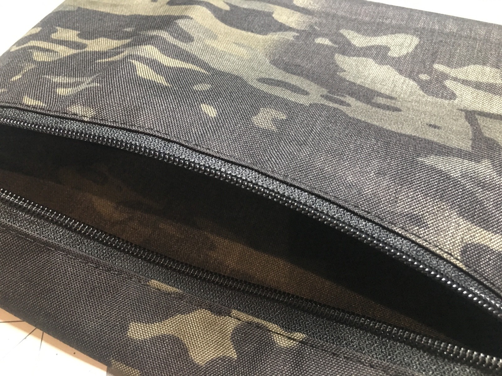 LIVESOUTSIDE MultiCam Black Camo Tactical Zipper Bag Medium USA Made New Cordura