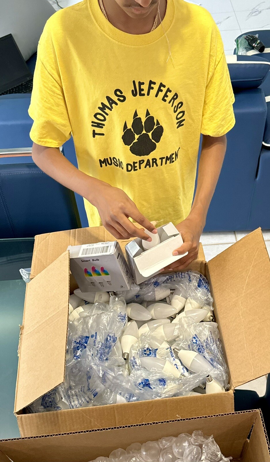 2Pcs E12 LED RGB Candelabra Smart Christmas Light Bulbs Google Alexa App control