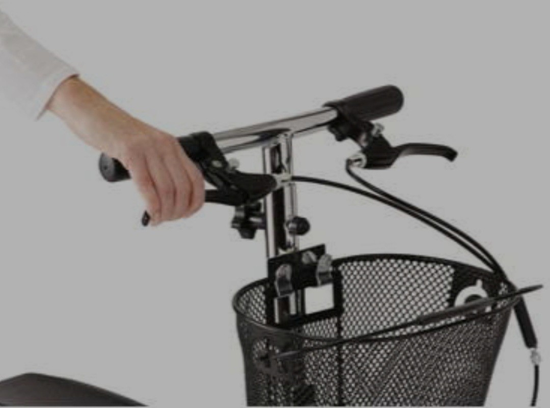 NEW Medline Gen 4 Knee Walker Scooter - 300lb Capacity Steerable Mobility Aid