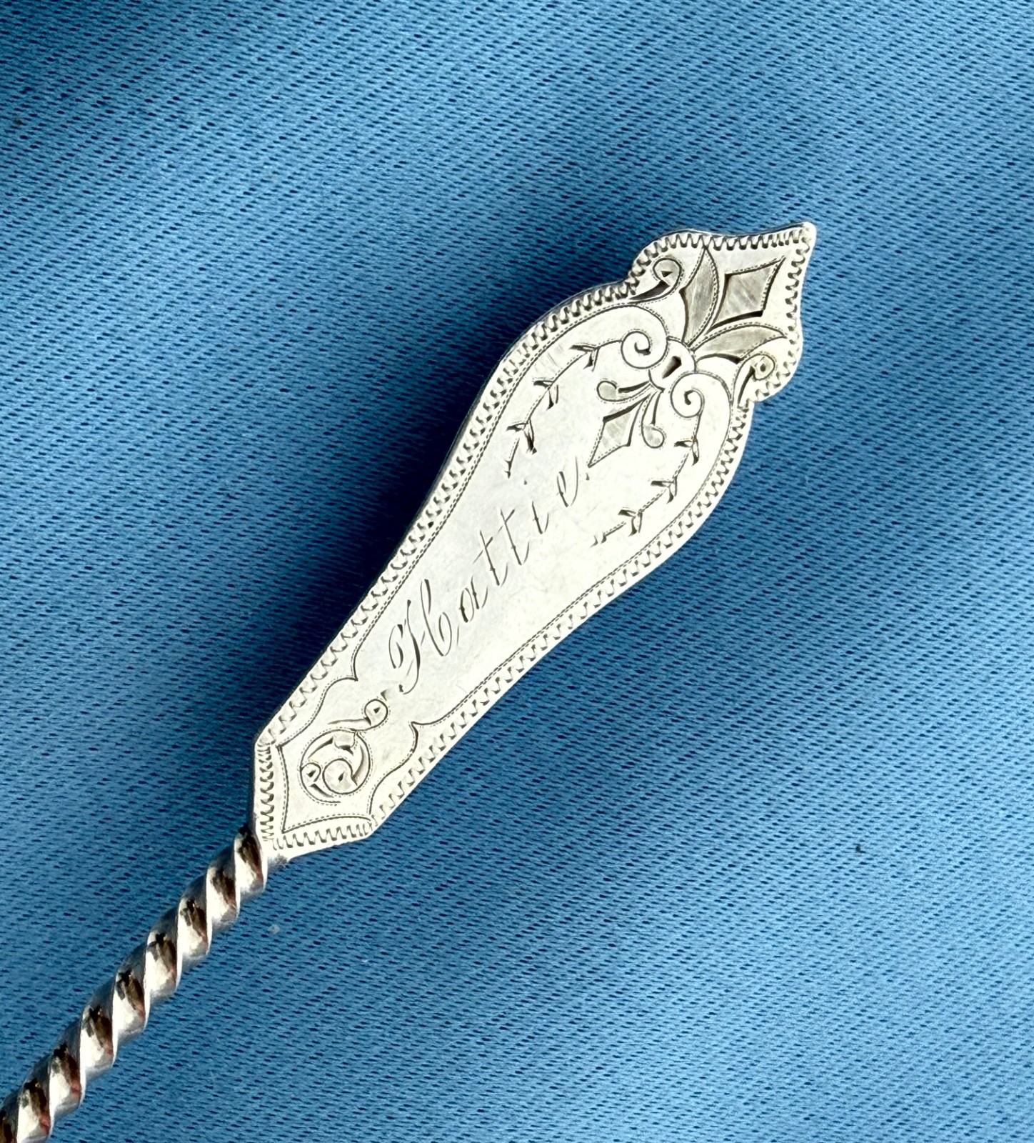 CH Ankeny & Co 10 Coin Silver Twist Handle Teaspoons 6 In Mono 178 Gr