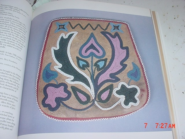 OLD MUSEUM QUALITY 19TH CENTURY YAKIMA INDIAN BEADED BAG