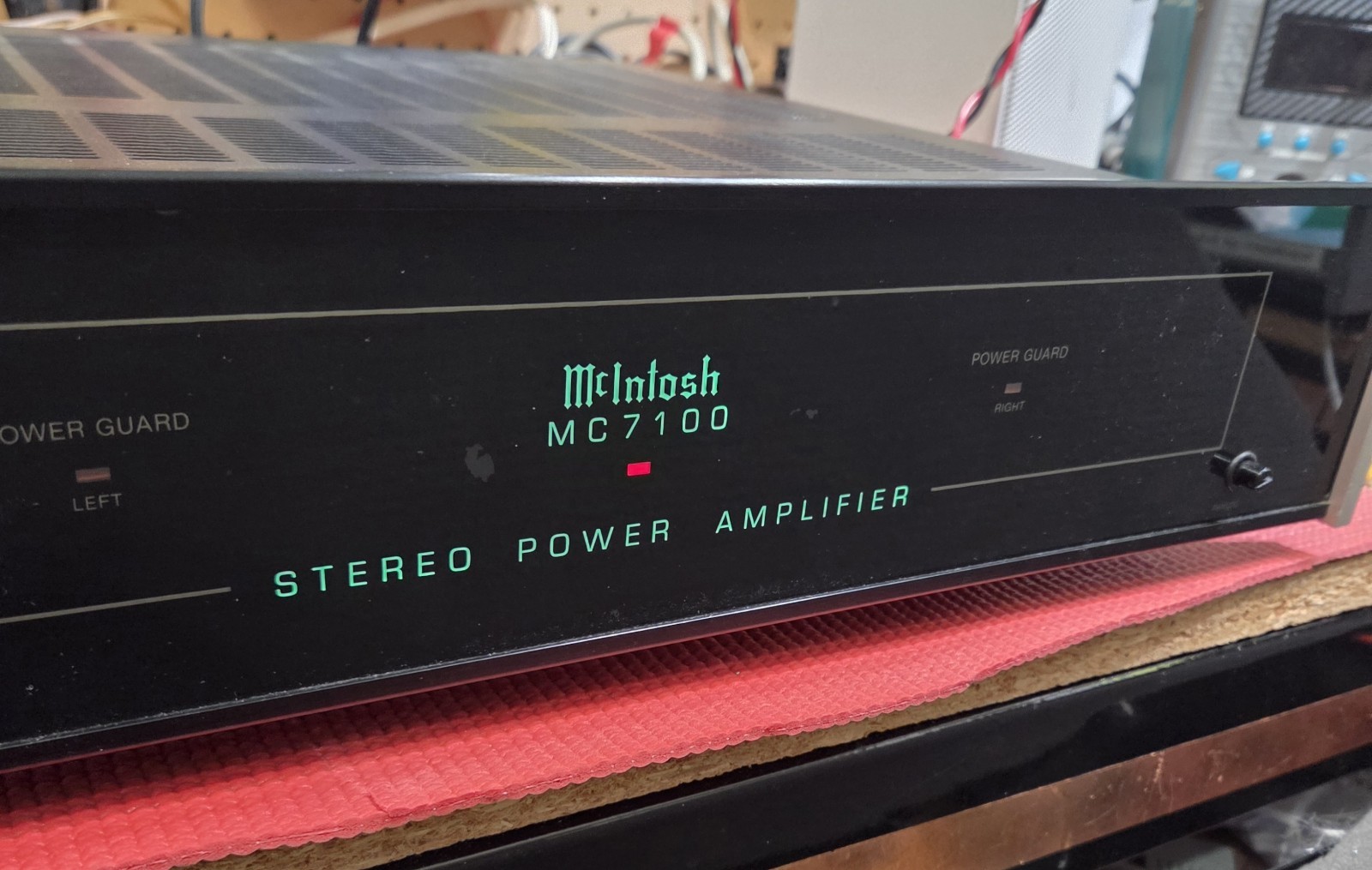McIntosh MC7100 Solid State Power Amplifier - Very Good Condition