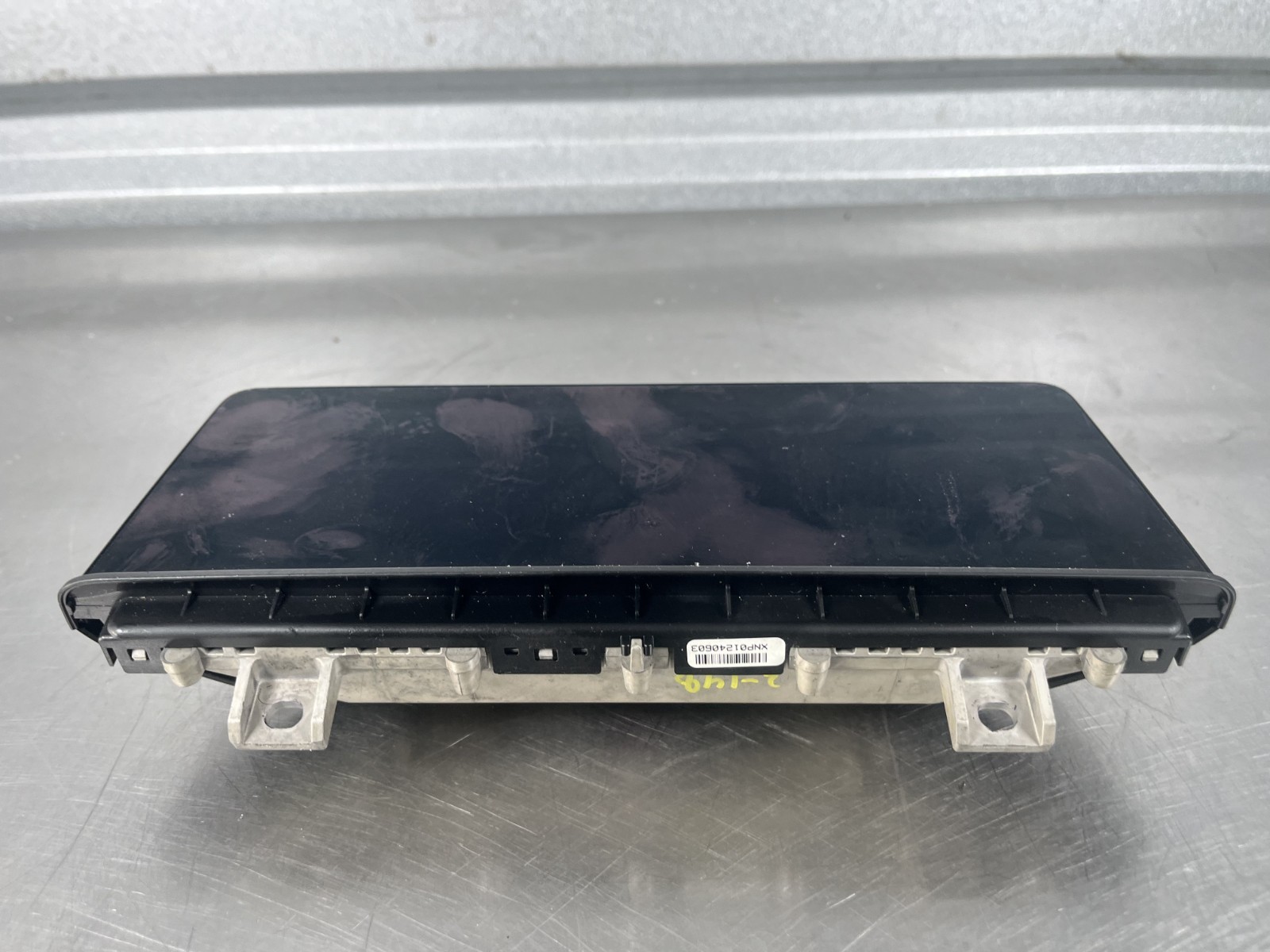 16–20 BMW 8.8” CID Display Screen OEM | F30 F32 F33 F36 F80 F82 6822626 01 OEM