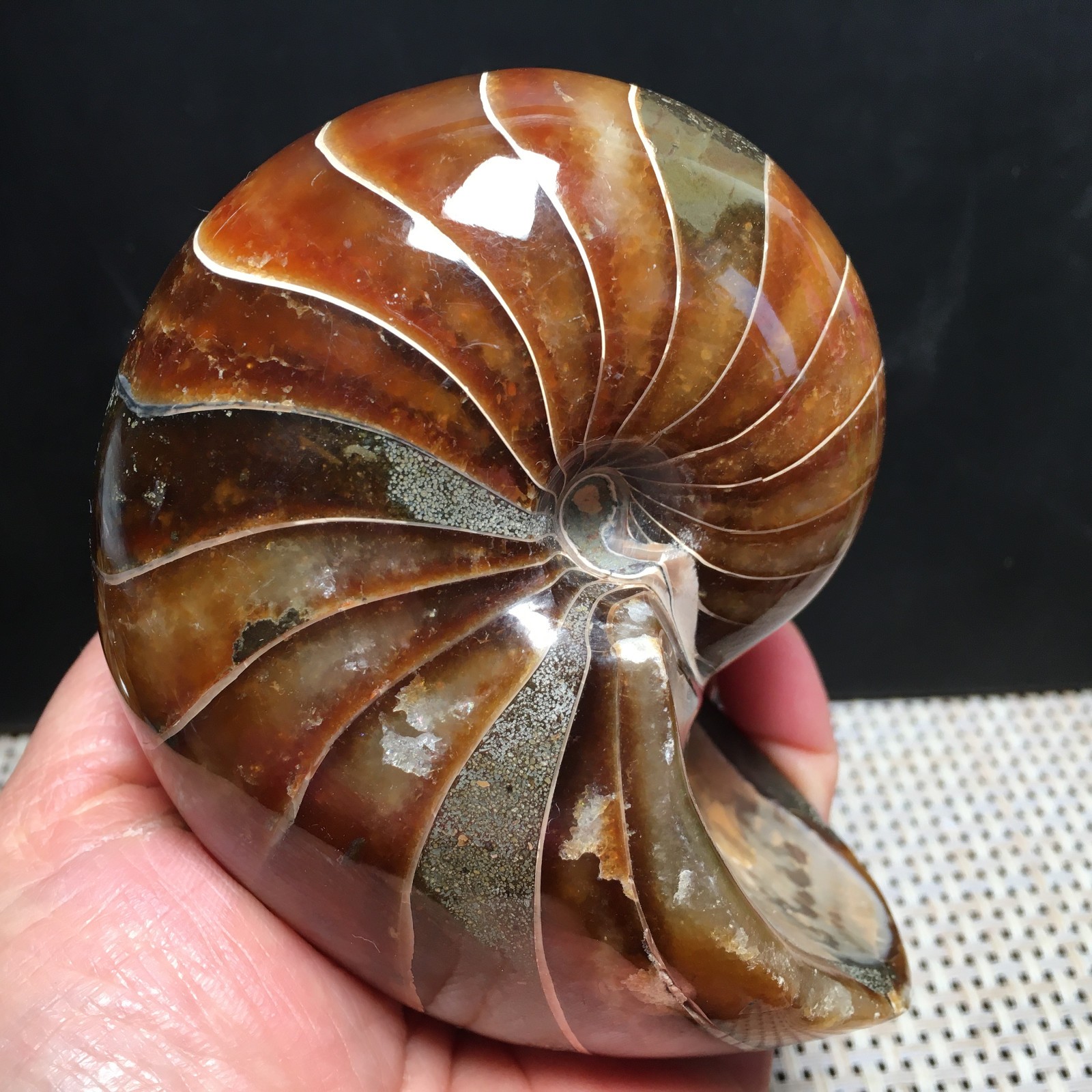 600g  Natural polishing  crystal specimens from madagascar md3664