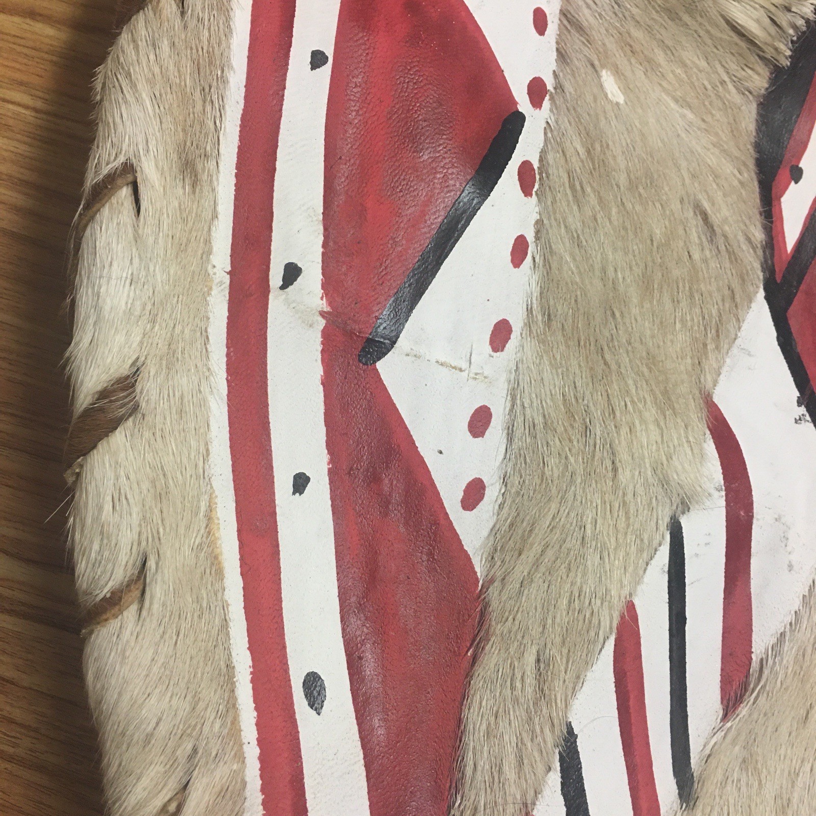 African Maasai Cowhide Shield And Knife Tribal Kenya Ethnic Painted Masai 30x16”