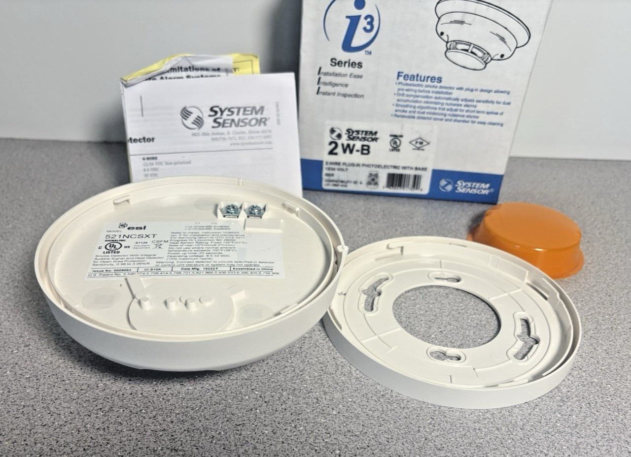 NEW i3 System Sensor 2W-B Smoke Detector 2 wire plug-in Photoelectric with Base
