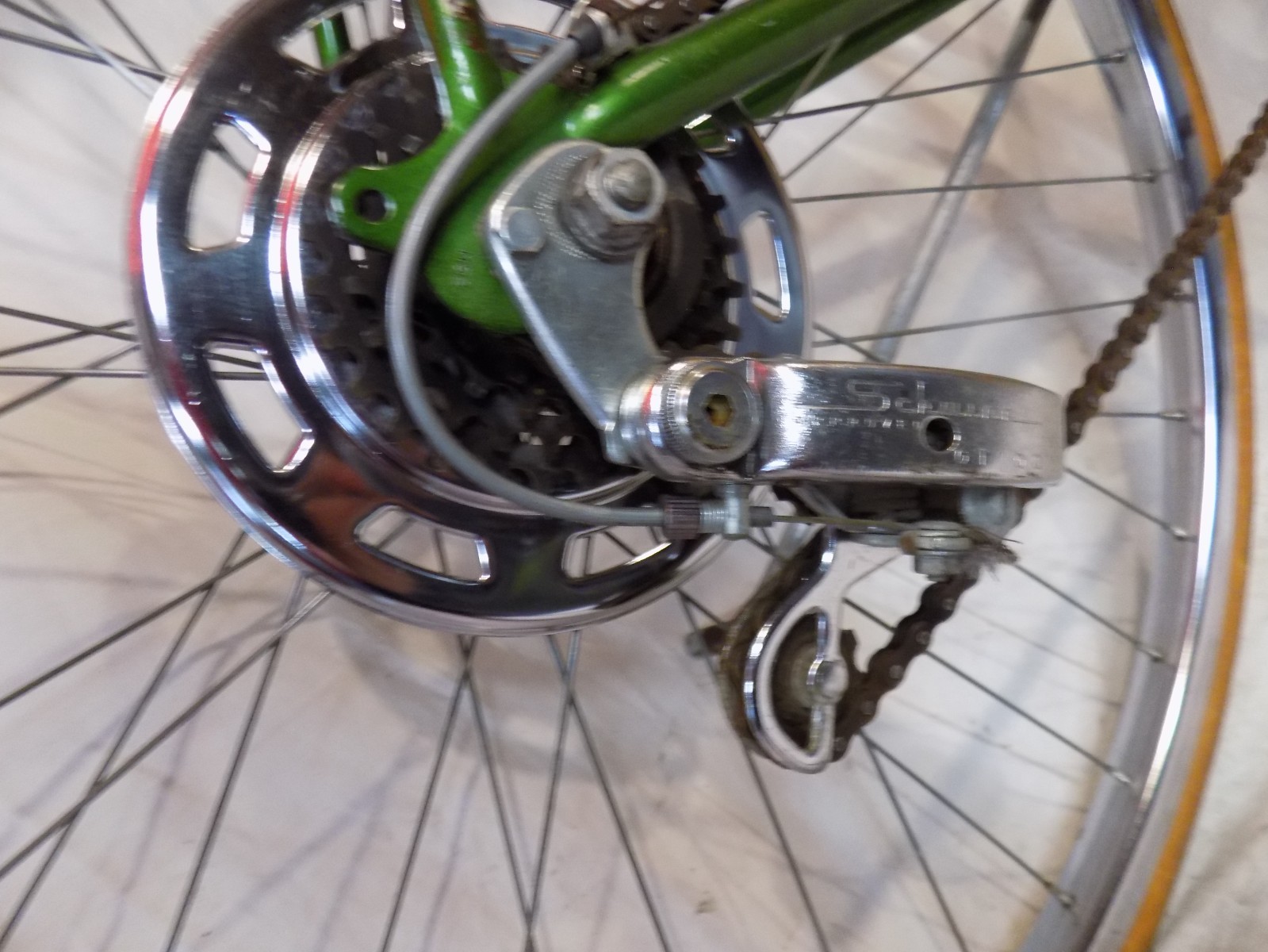 1972 SCHWINN VARSITY MENS 10-SPEED CAMPUS GREEN ROAD BIKE CONTINENTAL RACER 27