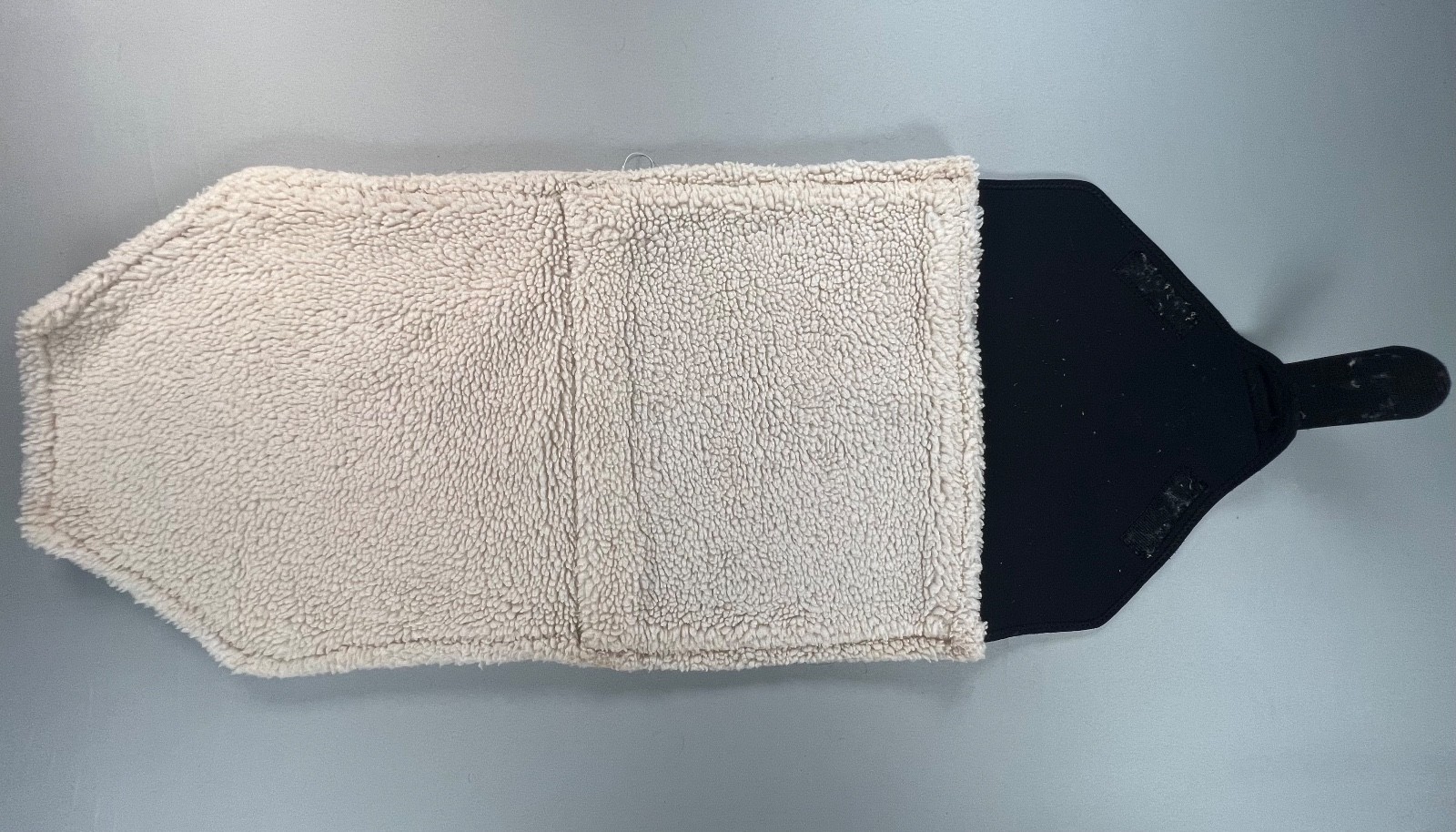 14" Professional's Choice Black VenTech Standing Wraps (Set of 2) - MSRP $130