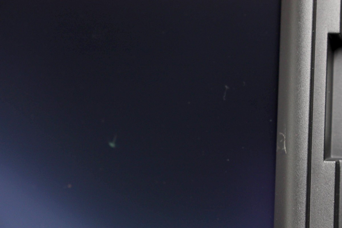 OEM Silverado 2500, 3500 Control Panel & Screen 84746880 - Surface Scratches