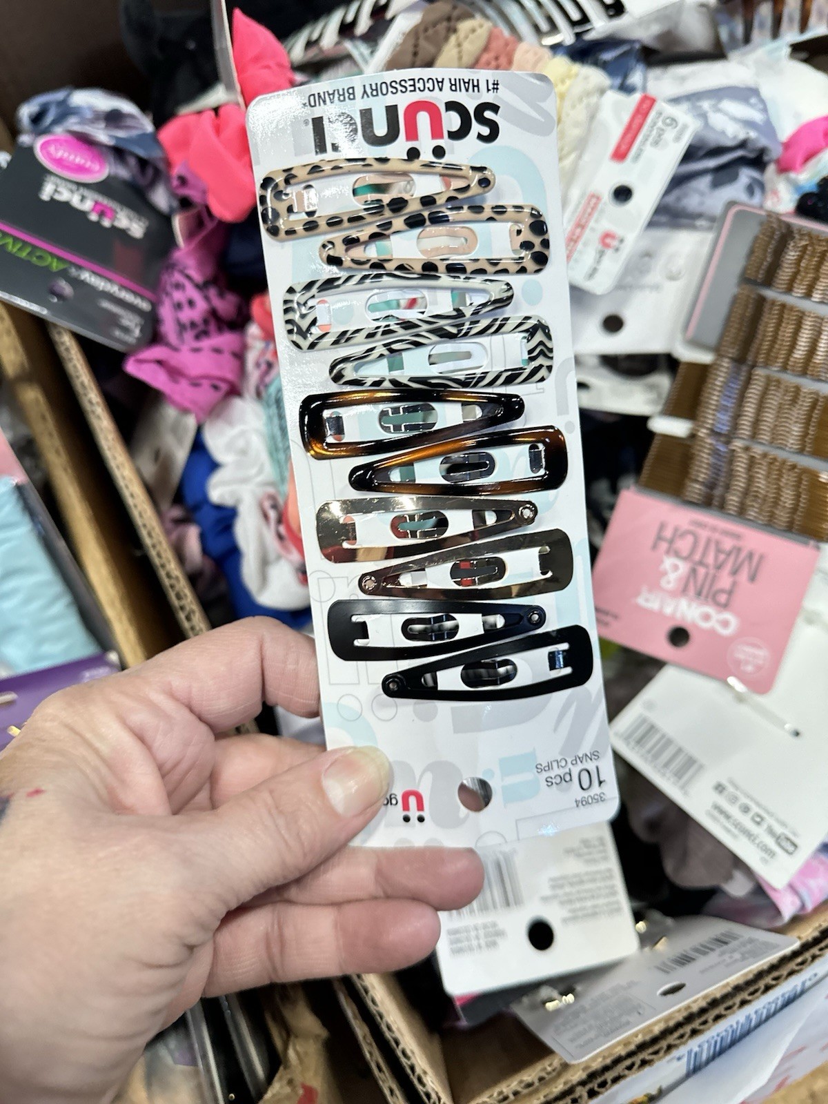 50 Pcs Wholesale Scunci , Goody Assorted Hair Accessories Scrunchies Etc Read