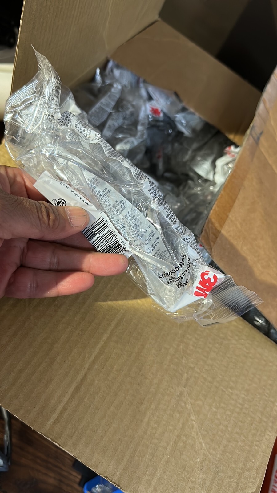 3M 11329 Virtua Safety Glasses ( 100 Pack)