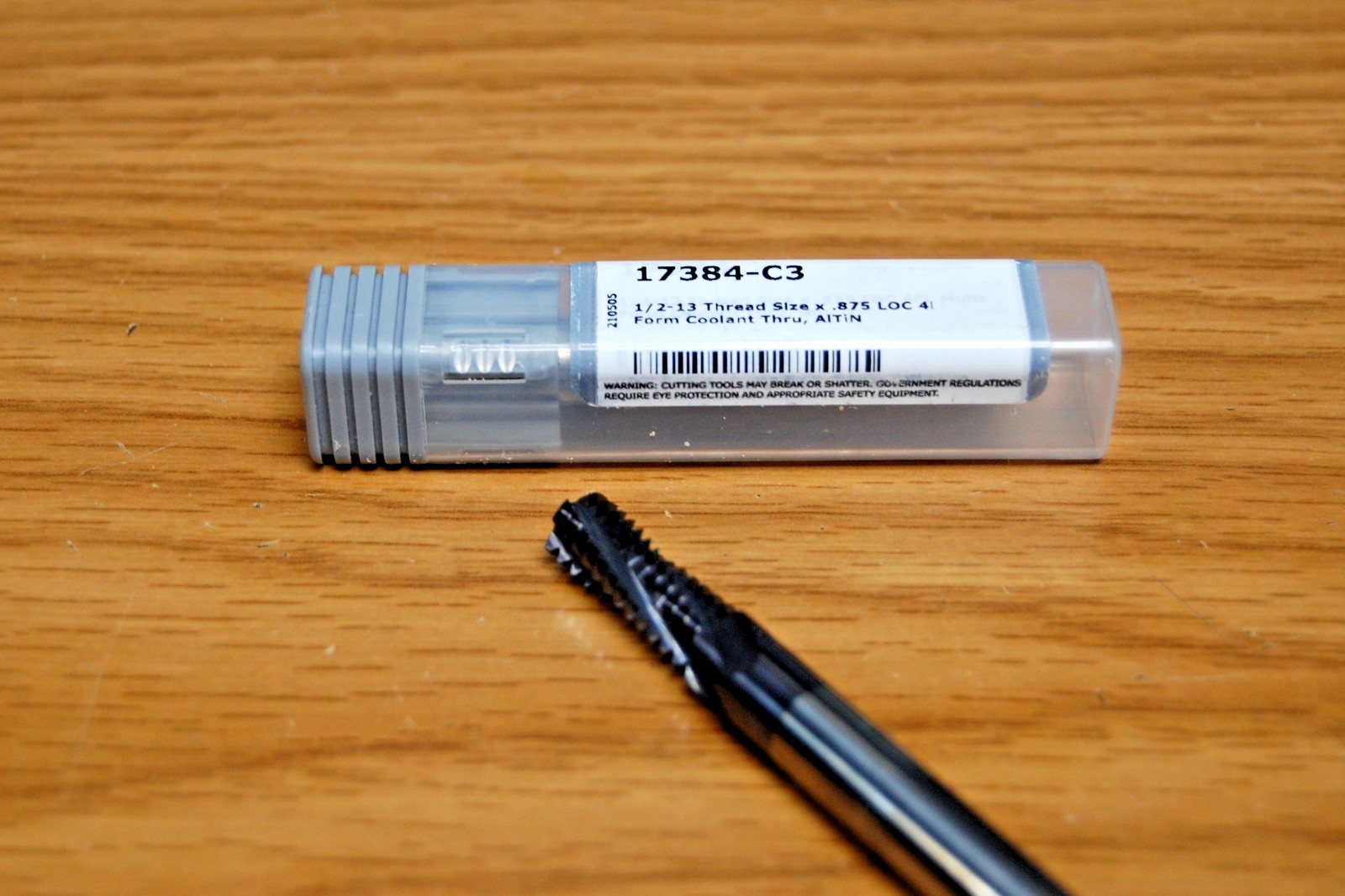 THREAD MILL .3500" x 1/2-13 4 FLUTE COOLANT THRU CARBIDE COATED HARVEY# 17384-C3