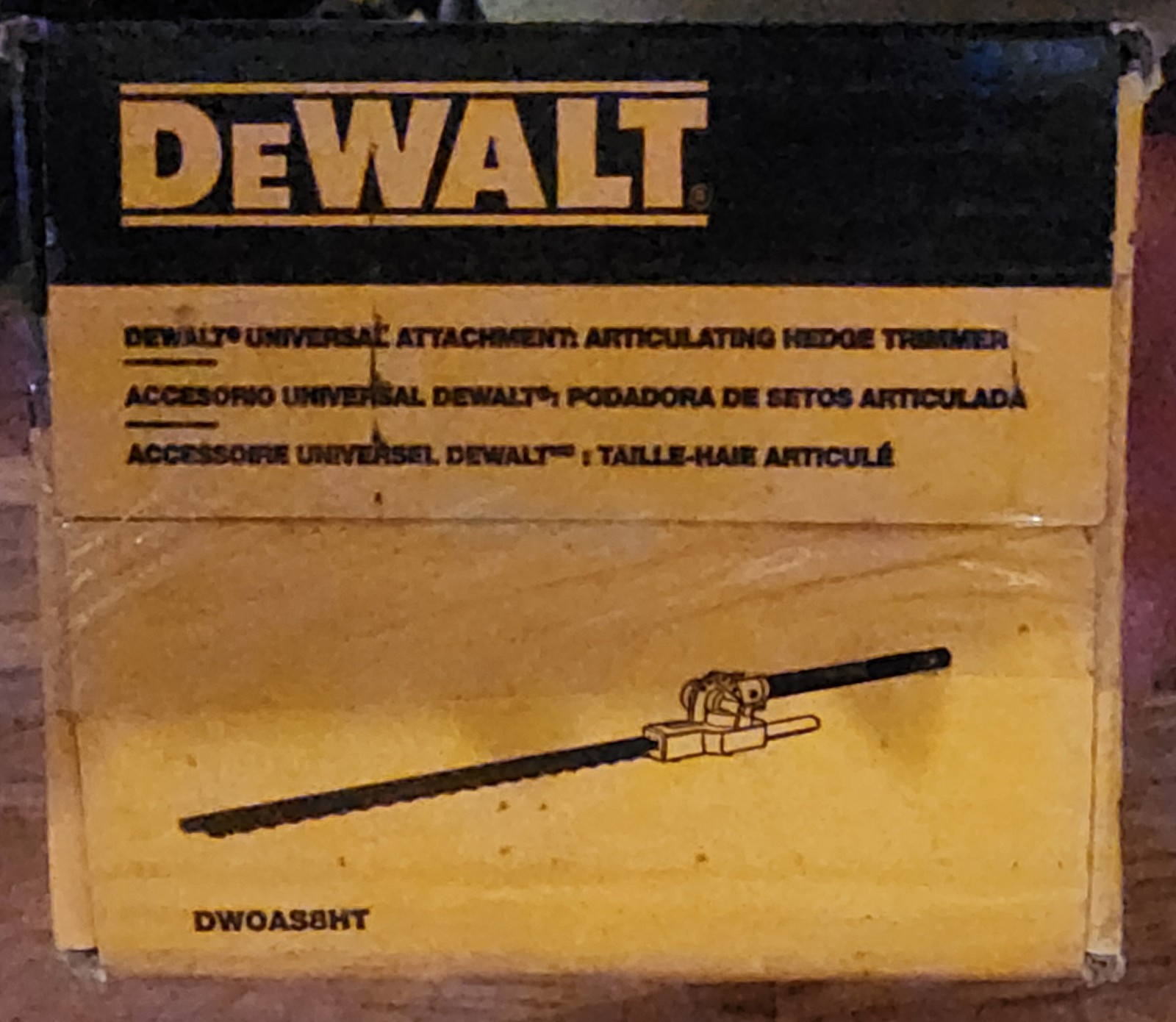 NEW DEWALT Universal Articulating Hedge And Bush Trimmer Attachment DWOAS8HT