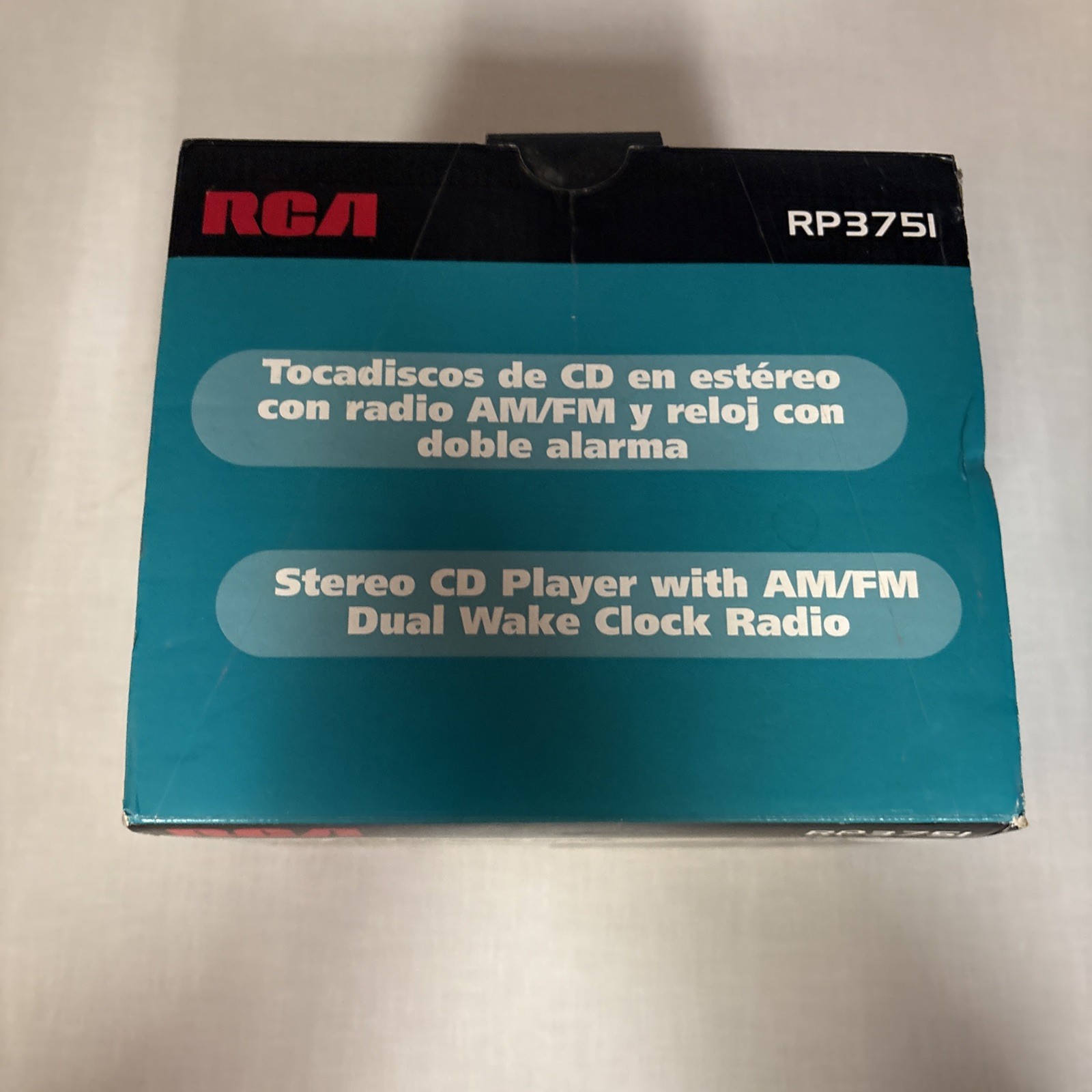 RCA Stereo CD Clock Radio RP3751A Dual Alarm AM FM Player Gray Compact Disc