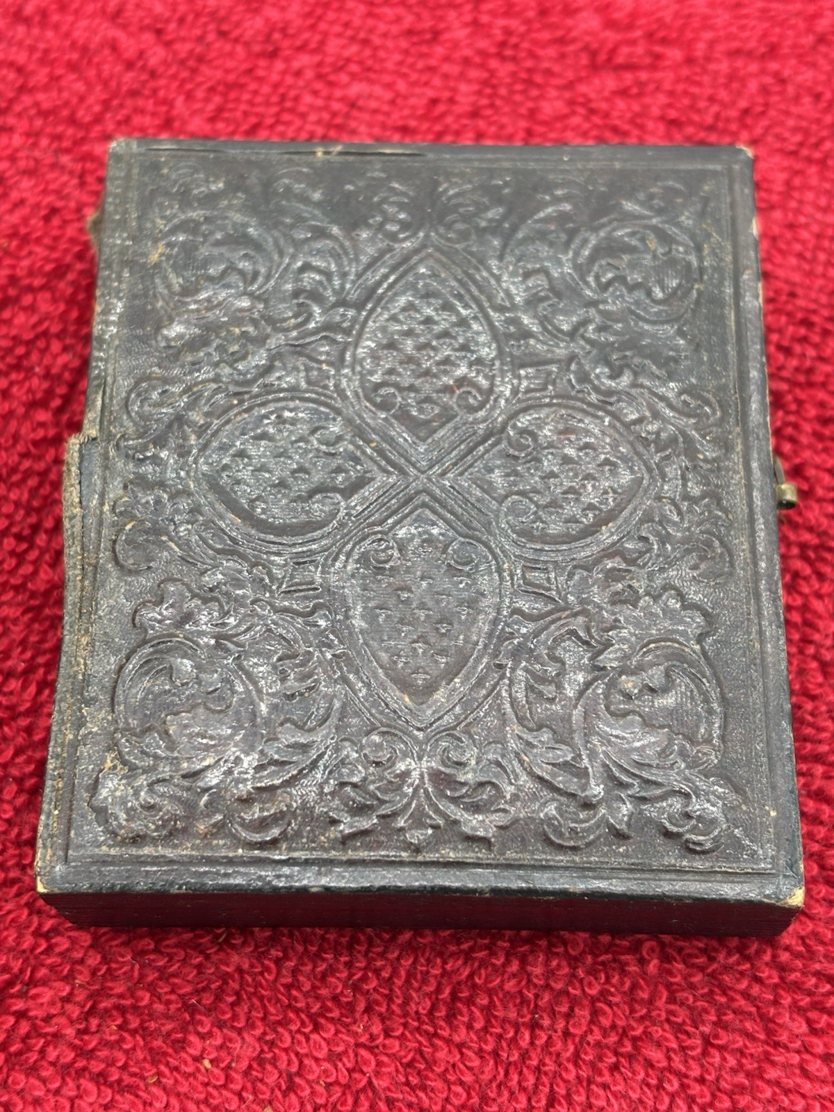 Antique Civil War Ambrotype Soldier “ The Union Now And Forever” Gold Frame Case