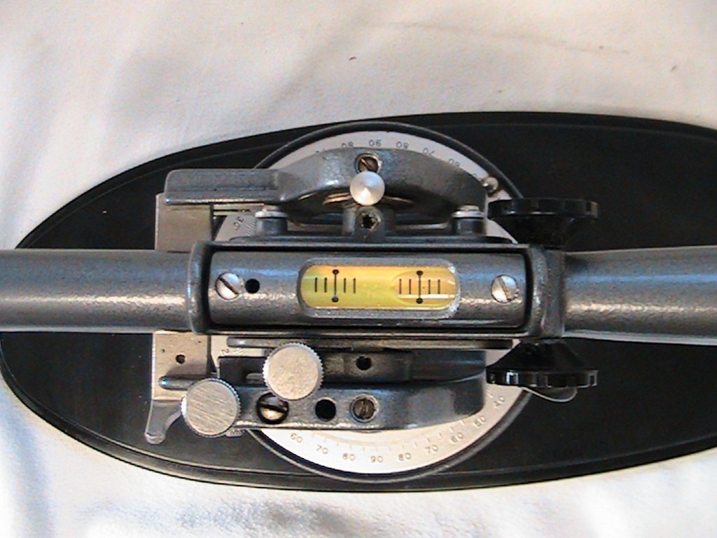 1 Used Vintage David White Instruments DW-8080 Level Transit