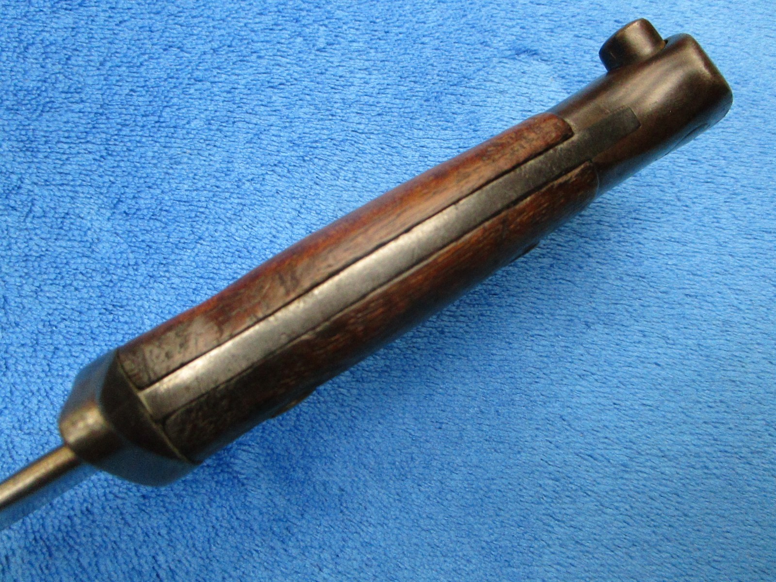 ORIGINAL WW1 CANADIAN M1907 BRITISH SMLE RIFLE BAYONET AND SCABBARD