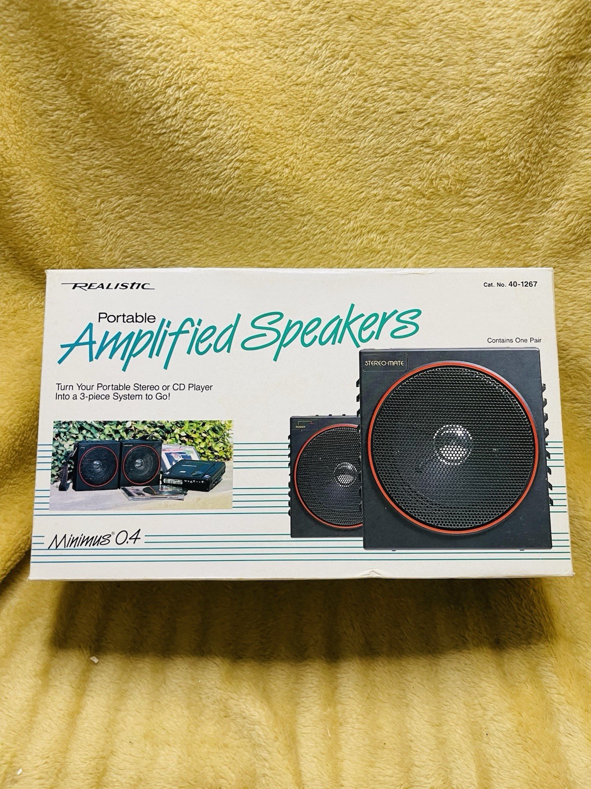 Vintage Realistic Radio Shack Minimus 0.4 Portable Amplified Speakers #40-1267