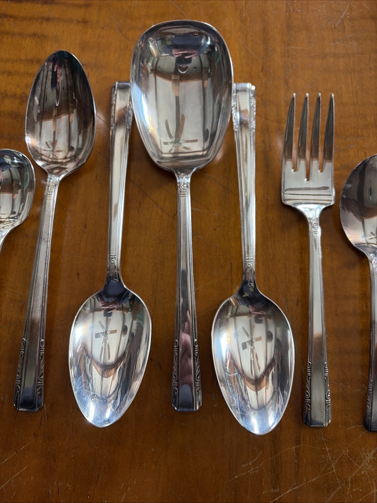 Harmony House Wallace XXXX Quadruple SilverPlate “Personality” 65 Pieces Nice