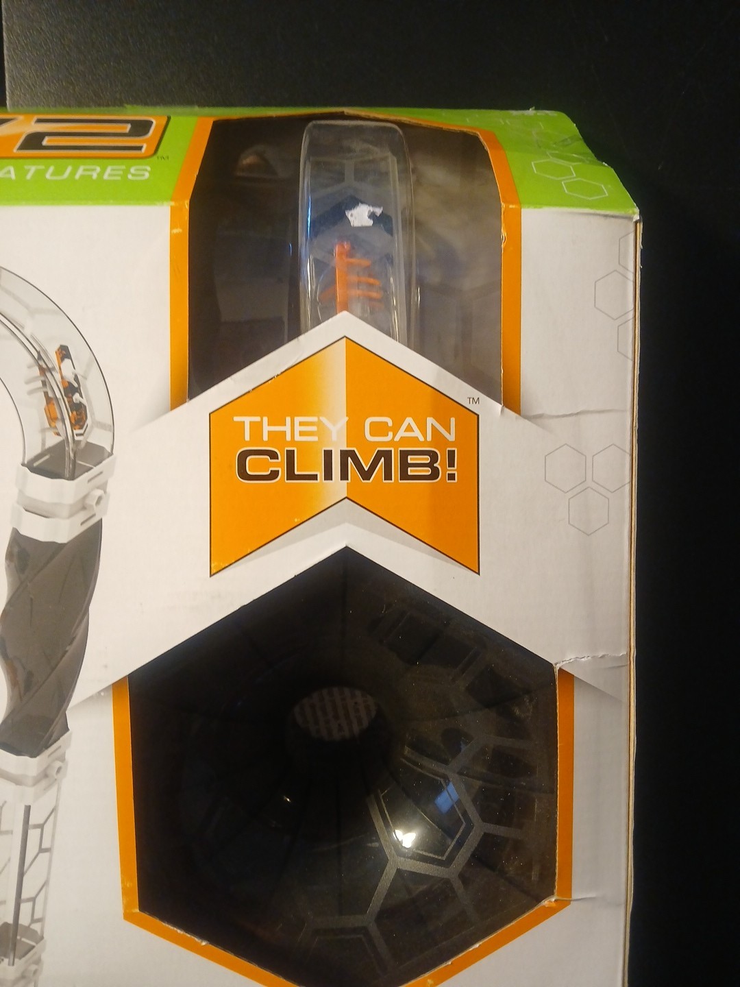 New Sealed Hex Bug Nano V2 Black Hole 58 Pcs Gravity Defying Robotic Creatures