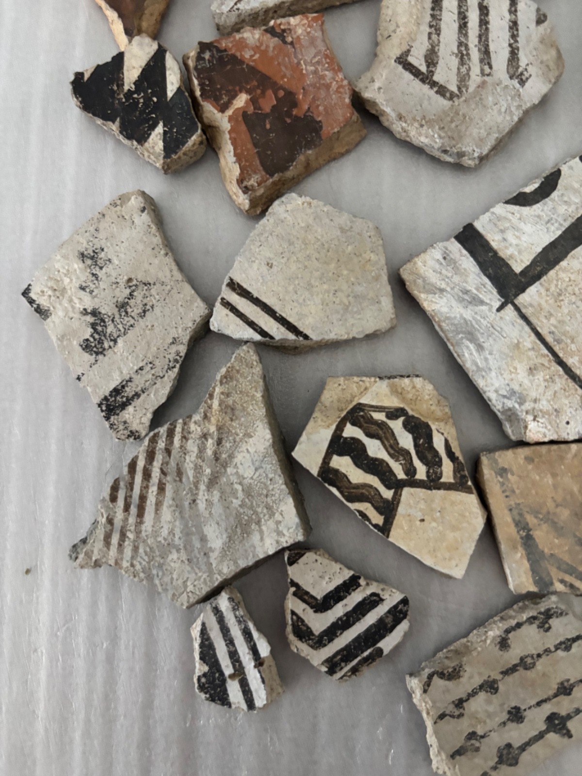 30+ Ancient Anasazi Native American Pottery Shards Arizona L10-D FREE SHIP