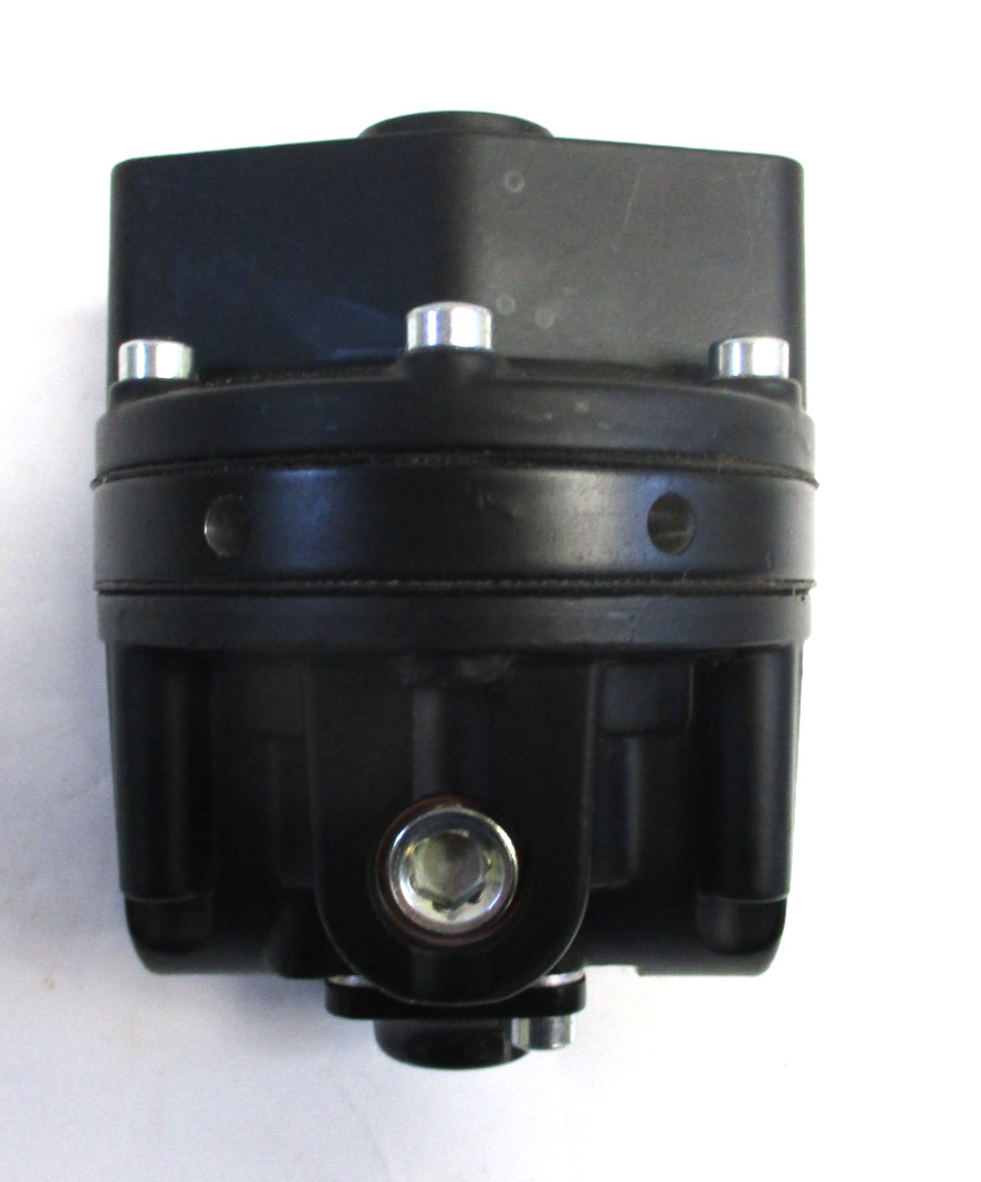 FAIRCHILD , 20822 , PNEUMATIC PRECISION VLOUME BOOSTER, 1/4" FNPT , SURPLUS