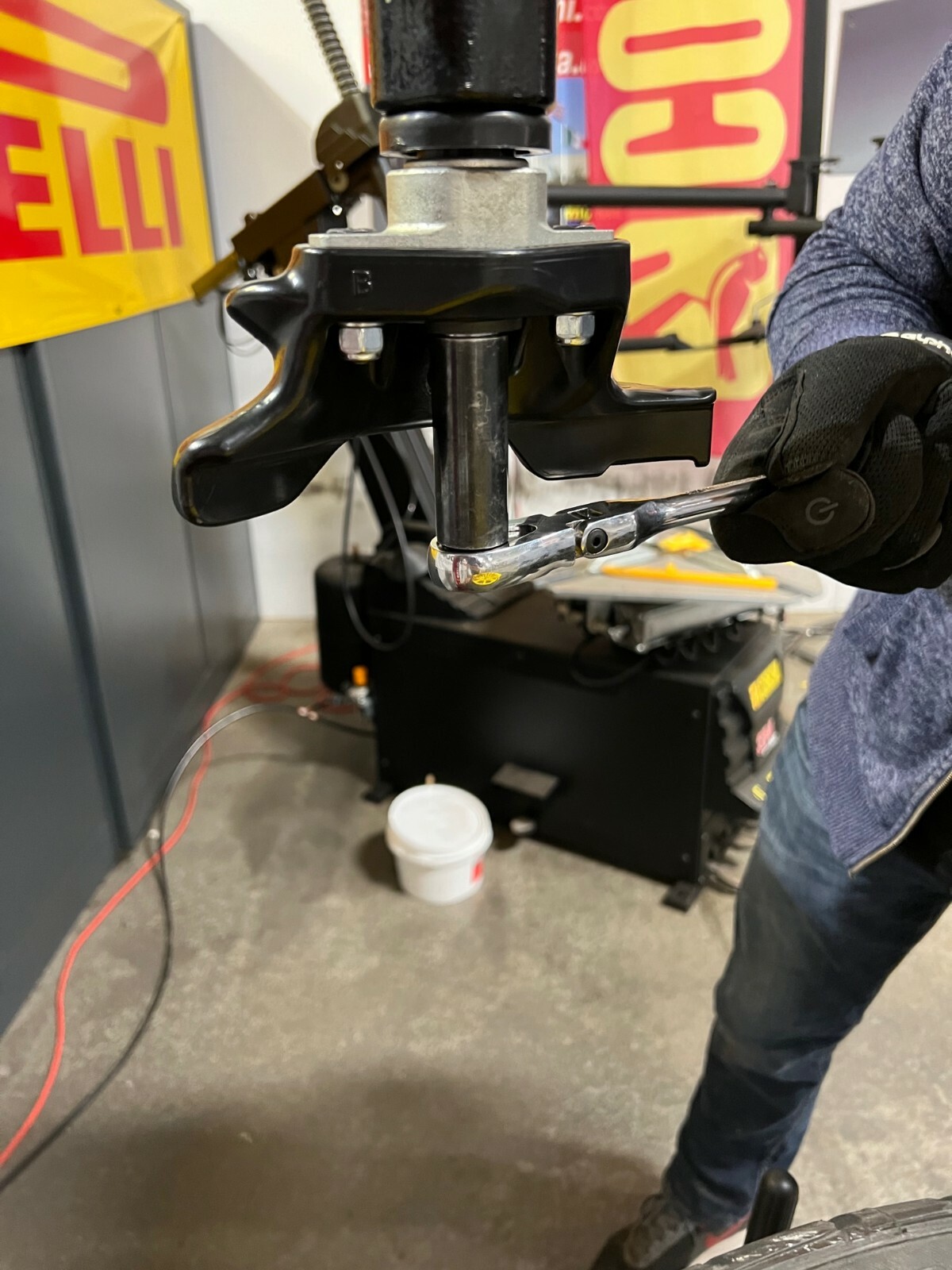 Wing Style Black Plastic Duck Head for Corghi, Hunter TCX Tire Changers,