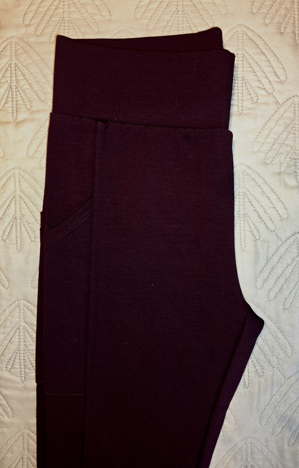 Lou Grey Sz M Luxurious Stretch Pants Jeggin Workout Running Yoga Outdoors Soft