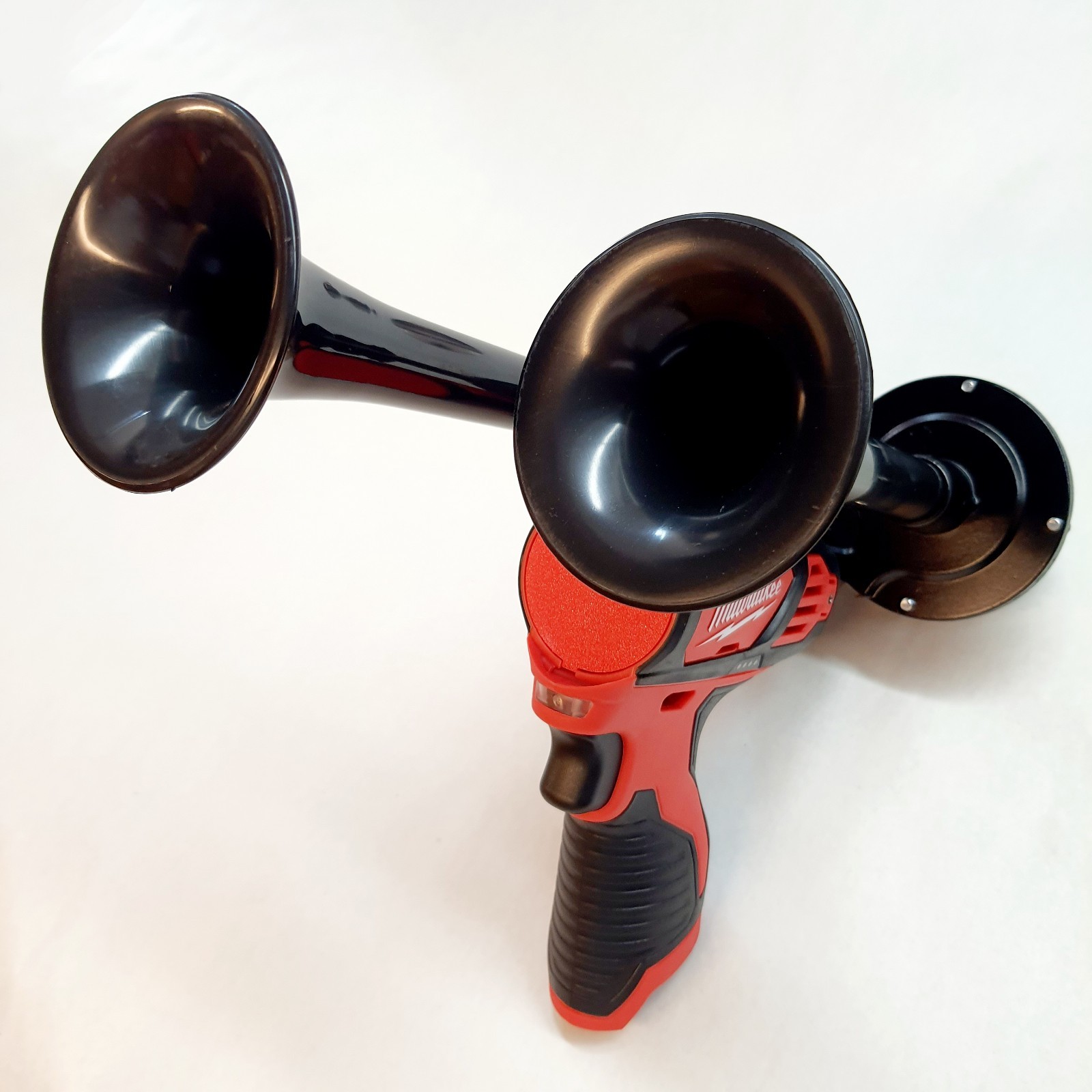 Milwaukee M12 12V Cordless Compact Portable Drill Impact Sports Boat Train Horn