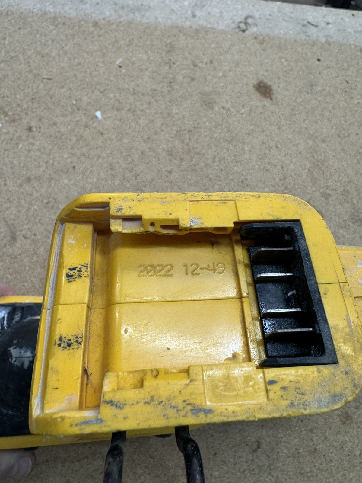 DEWALT 20V MAX XR 18-Gauge Brad Nailer DCN680