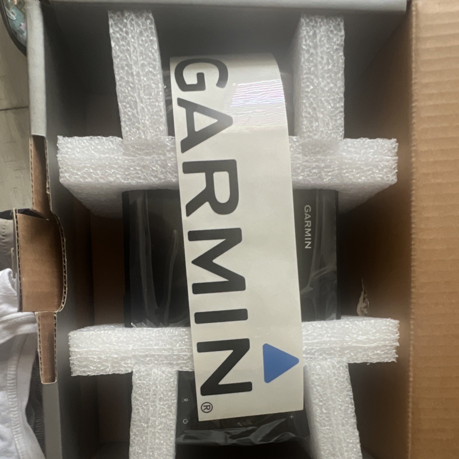 Garmin STRIKER Plus 7SV Fishfinder 7" 480x800 GPS Sonar System w/ Transducer