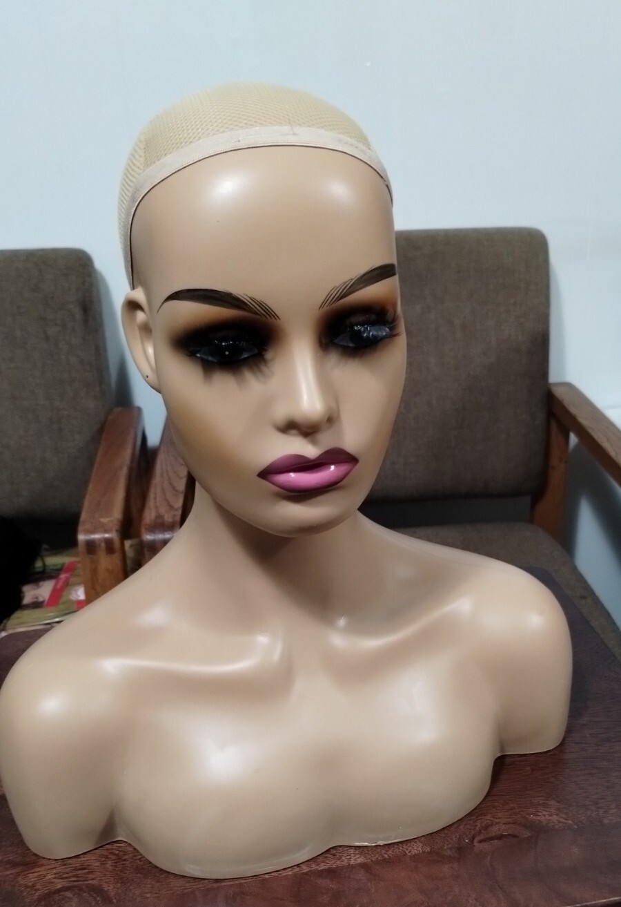 1pcs wholesale Female Mannequin Head with Shoulder for Display Wigs&more