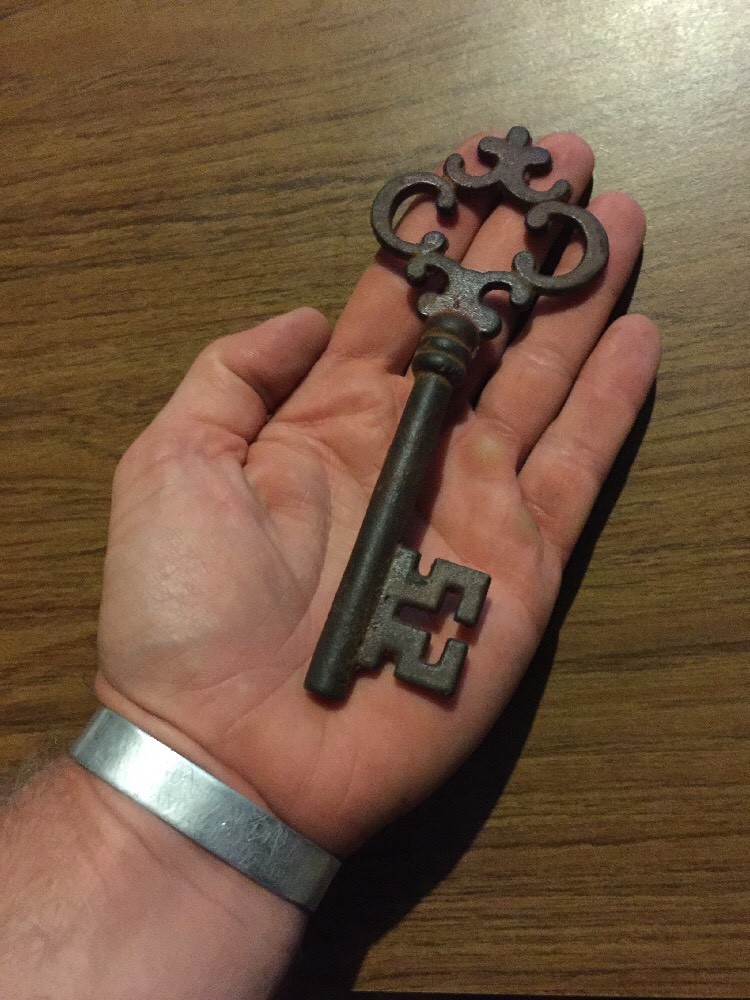 Victorian Master Door Cast Iron Skeleton Key HUGE Cathedral Patina Collector DAM