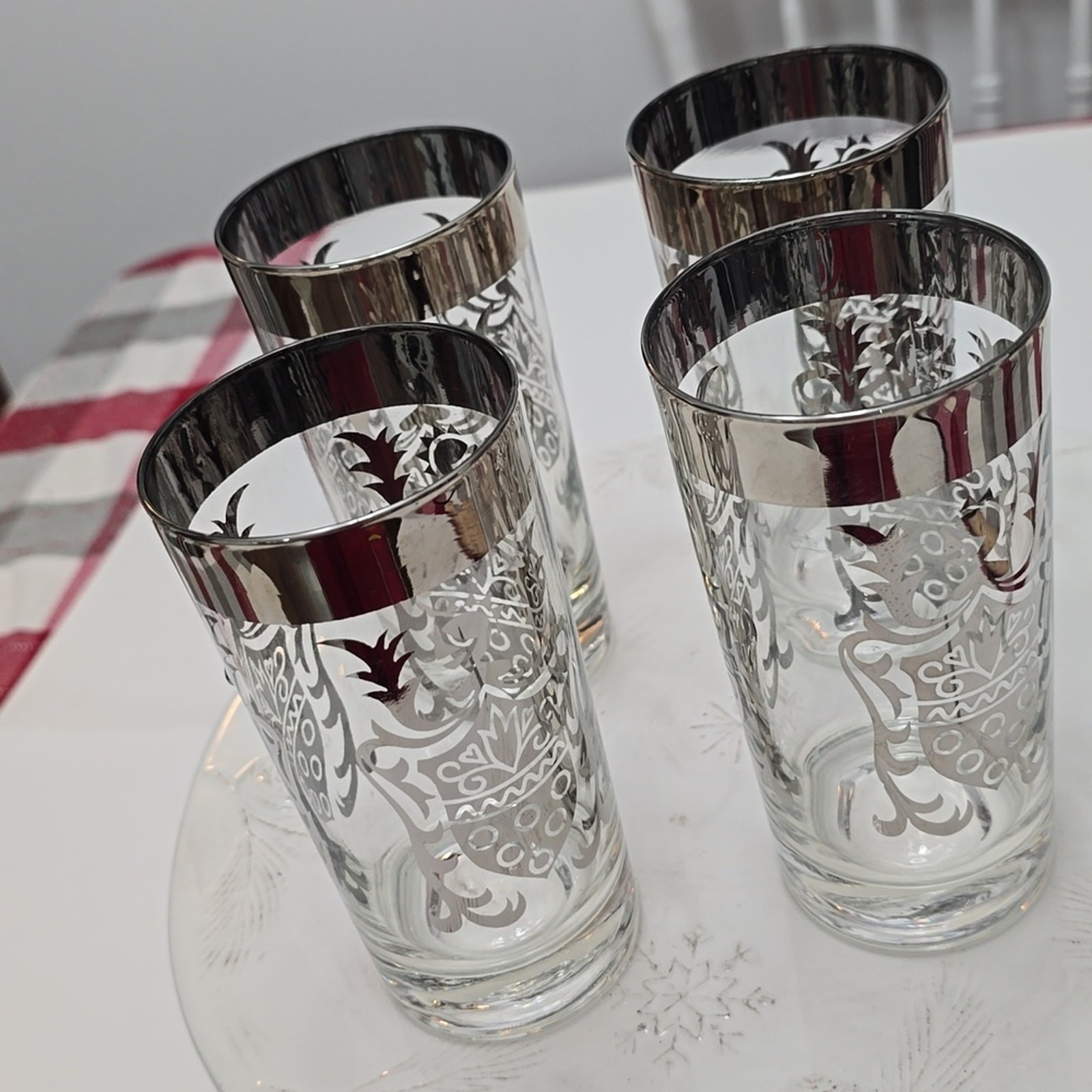 Vintage MCM Set Of 4 Kimiko Silver Knight Shield Highball Glasses Barware