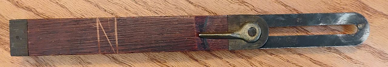 Antique Rosewood & Brass Bevel Gauge Marked "chipAway" Overall Length 16.3" READ