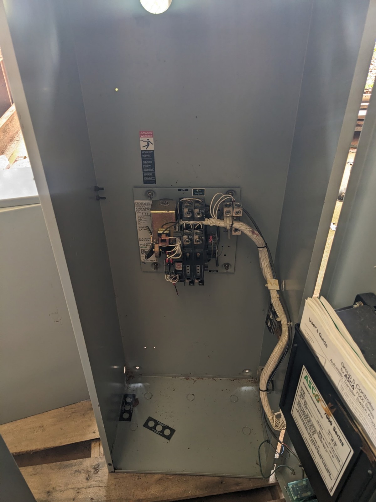 ASCO TRANSFER SWITCH