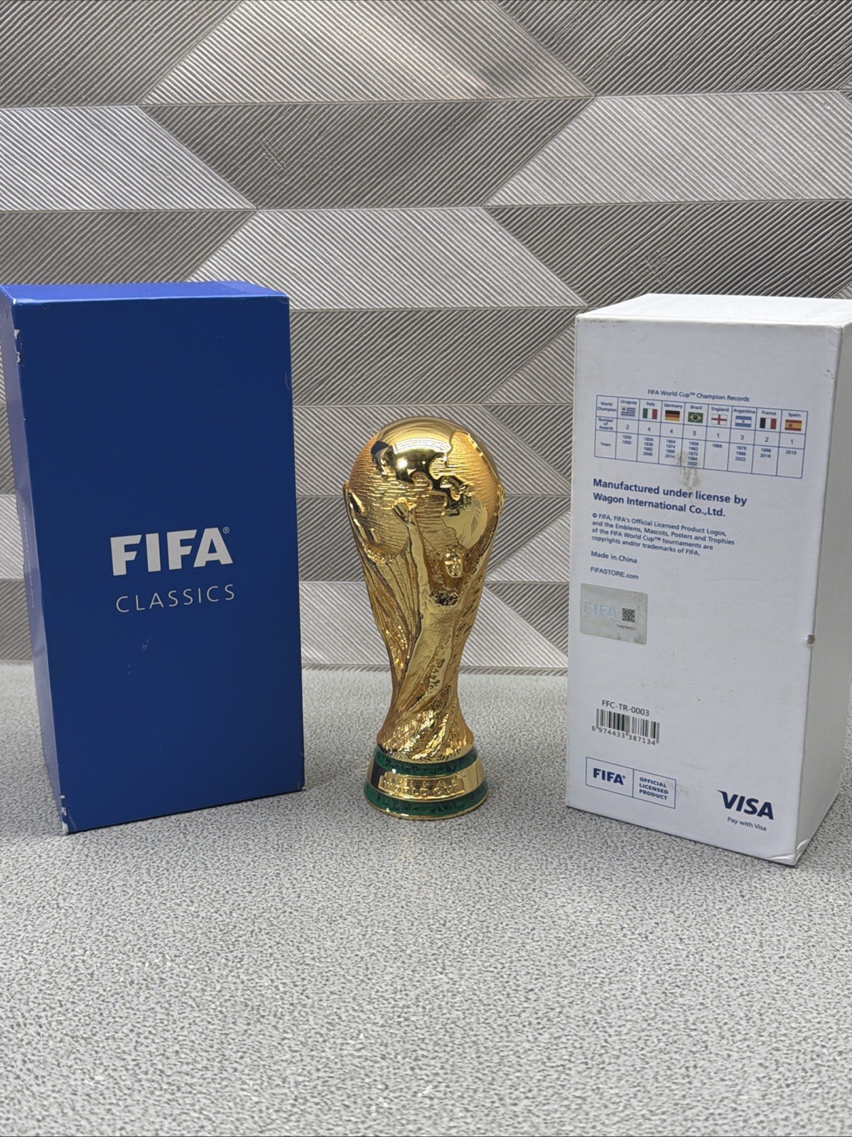 FIFA CLASSICS WORLD CUP TROPHY REPLICA
