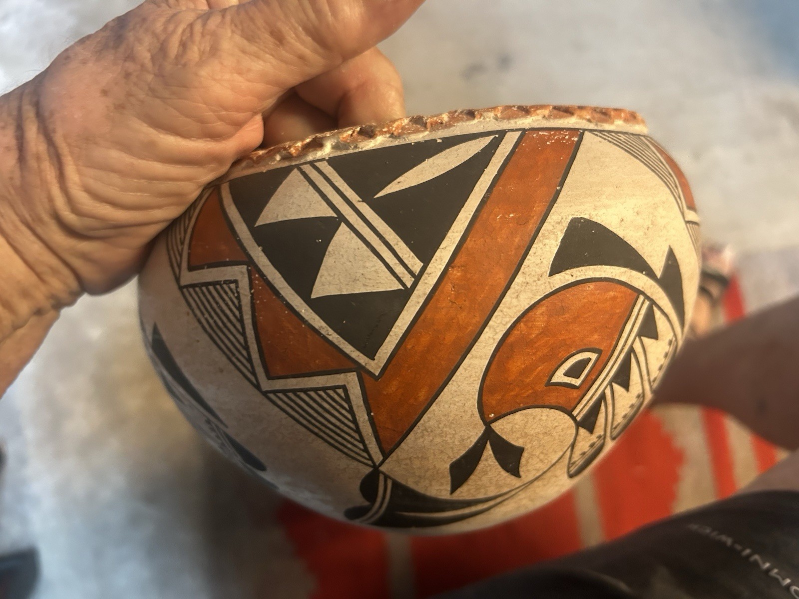 Beautiful Acoma Polychrome Pot W/ Ruffled Rim A. Pasquale Native American Potter