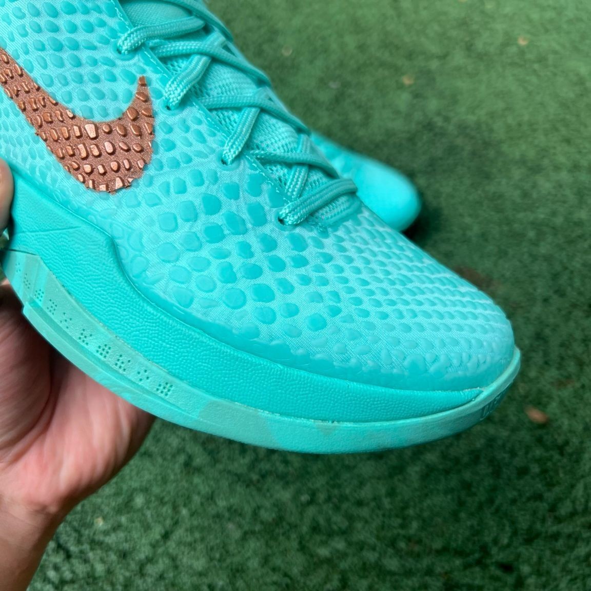 NK Jalen Brunson X NK Zoom Kobe 6 Protro Statue of Liberty IQ5774-300