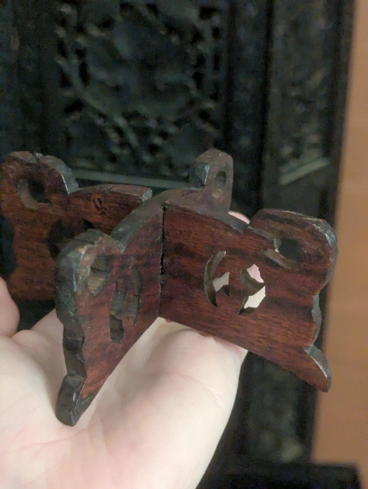 Vintage Chinese Carved Wooden Display Stand Vase Art Base Used