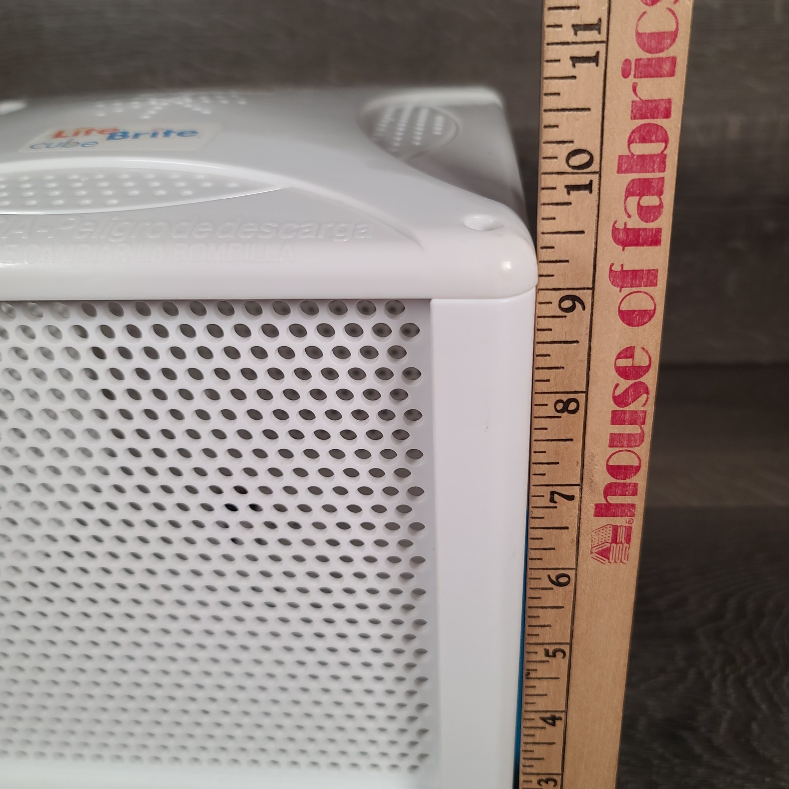 VTG Hasbro Lite Bright Cube with Tons Of Pegs and Light Sheets-Tested and Works