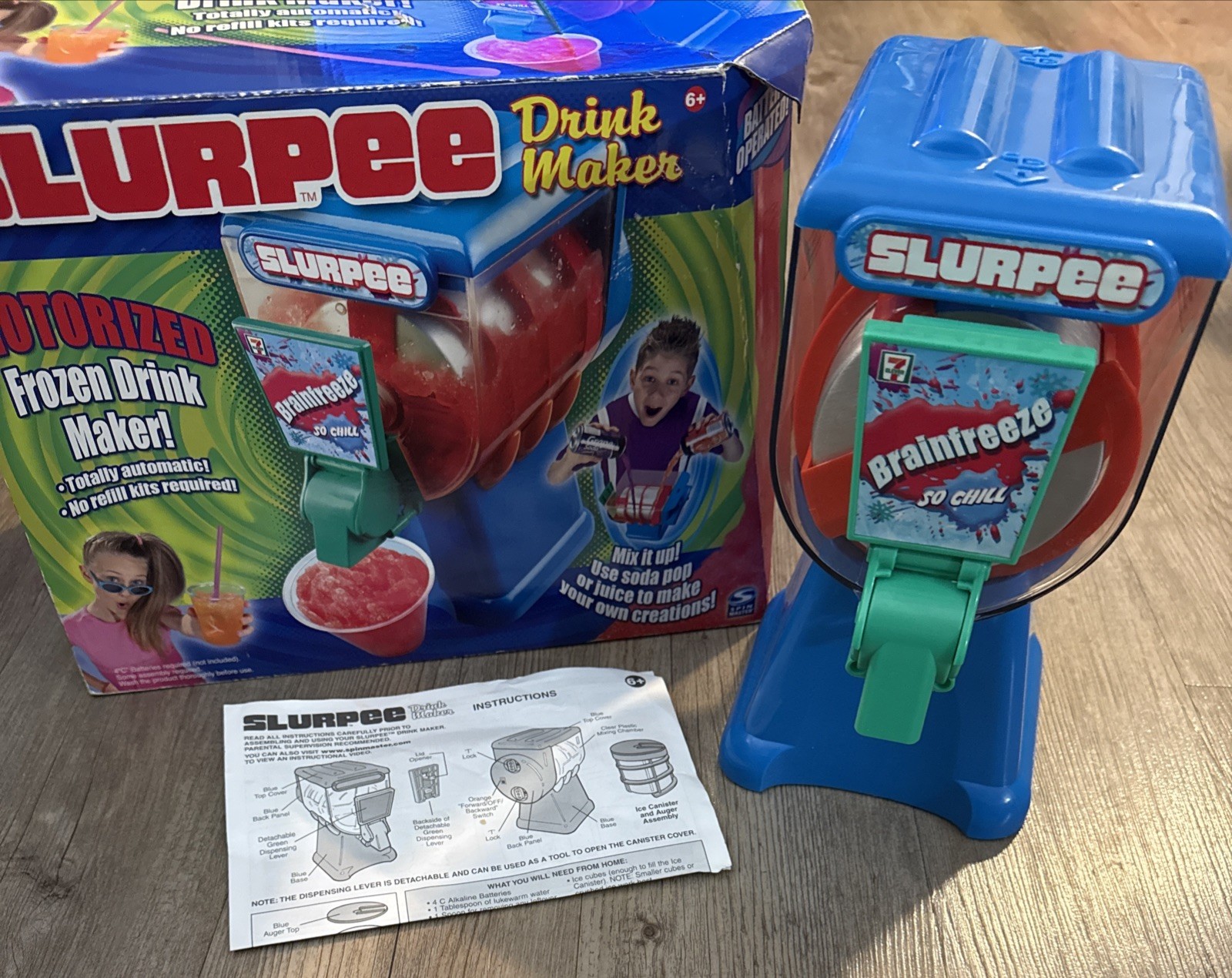 Motorized SLURPEE Automatic Frozen Drink Maker Machine Brain Freeze NEW 2005