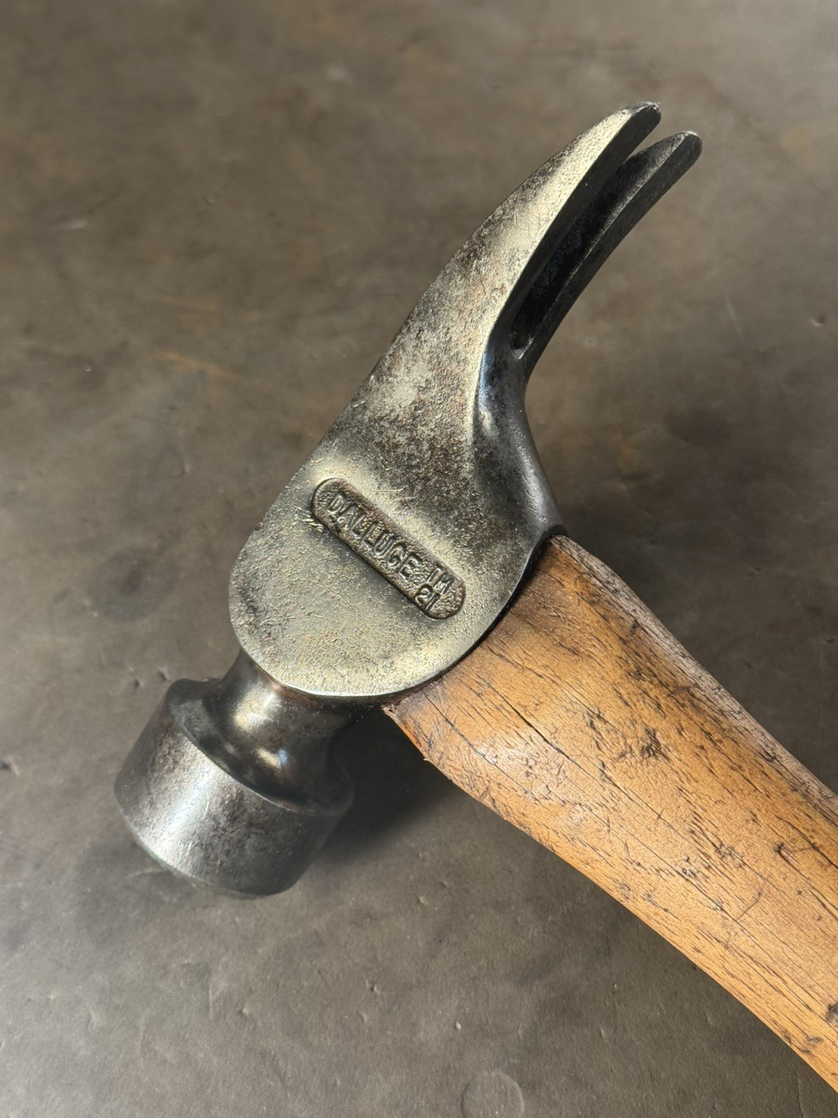 Beautiful Dalluge 21 Straight Claw Hammer Original Handle California Framer