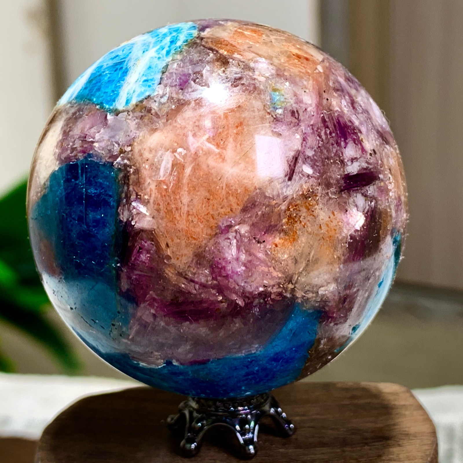 177G Natural Blue Aptite +Sun Stone purple lepidolite Sphere mineral sample