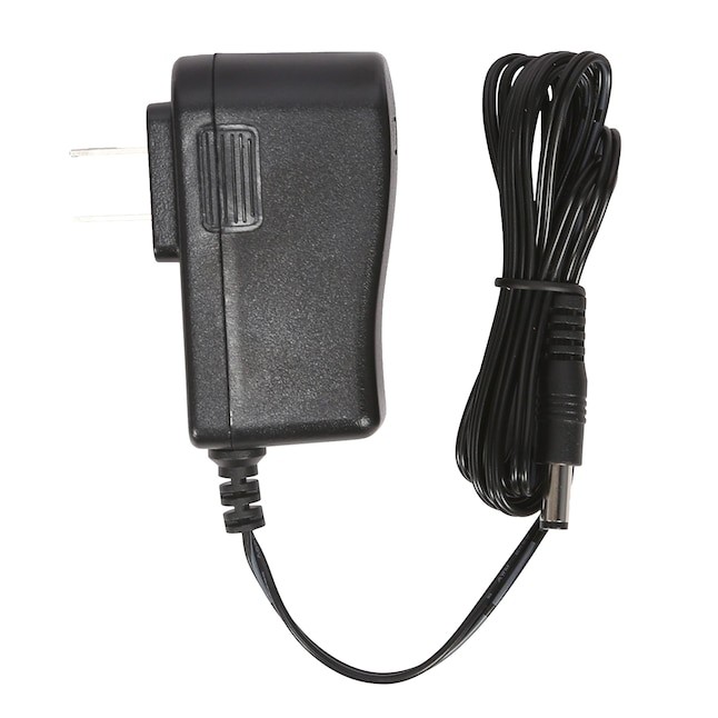 Disney 6.75-ft Lifesize Christmas Mickey Mouse Musical Animatronic